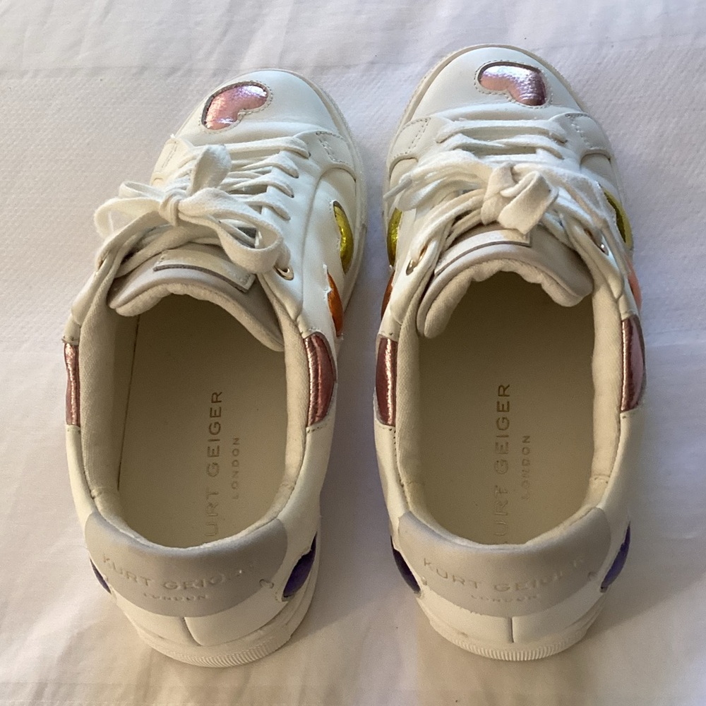 KURT GEIGER LONDON Lane Love Low Top Sneakers - Picture 4 of 12